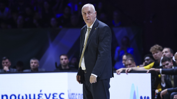 Šakotin AEK u meču za infarkt na startu LŠ: Slavno ime donelo trijumf, istorija ispisana