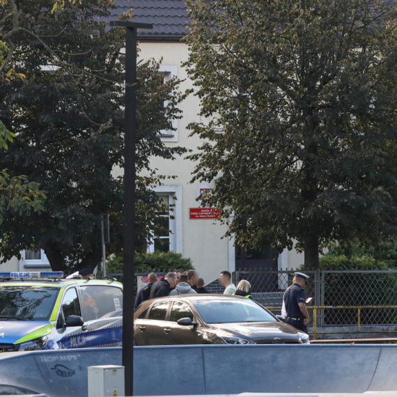 Cure strašni detalji iz Poljske: Učenik doneo eksploziv u školu FOTO/VIDEO