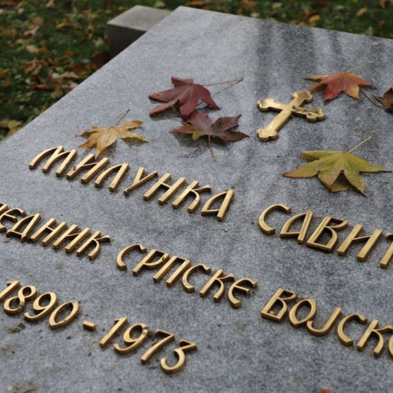 Beograd odao počast heroini Velikog rata: 53 godine od smrti Milunke Savić obeleženo na Novom groblju