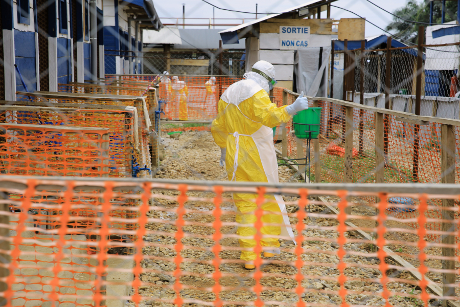 Šire se žarišta epidemije; Stručnjaci upozoravaju: Odgovor je haotičan