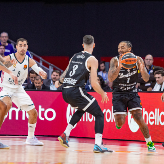 Partizan se budi – topi se višak Reala!