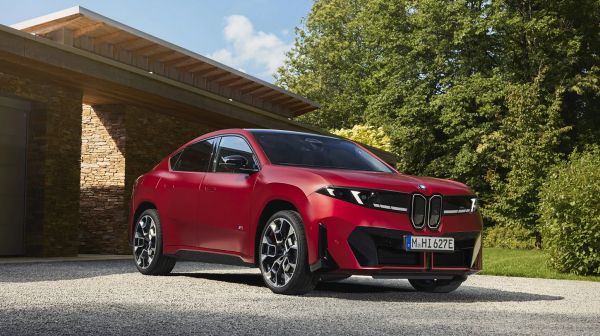 BMW napravio električni kupe SUV koji može da pređe čak 828 km FOTO
