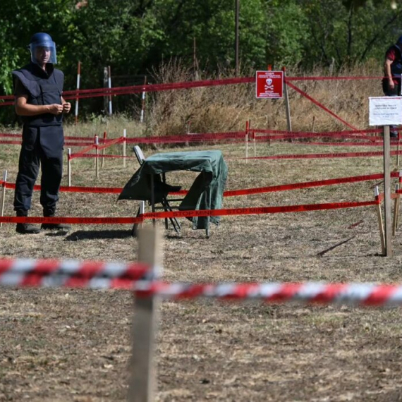Decenijama šetali pored bombi: U Miljakovačkoj šumi pronađena 864 eksplozivna sredstva