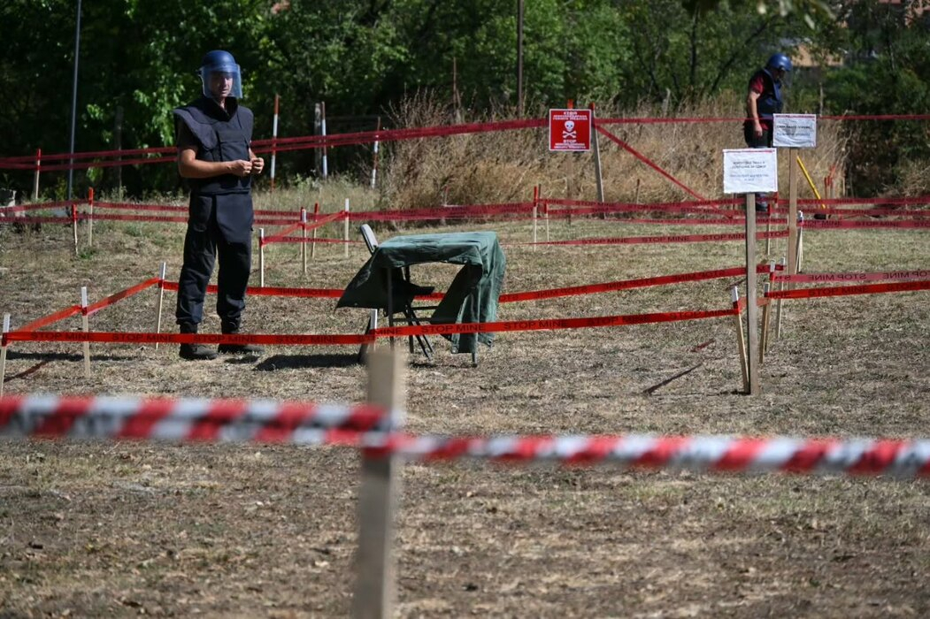 Decenijama šetali pored bombi: U Miljakovačkoj šumi pronađena 864 eksplozivna sredstva
