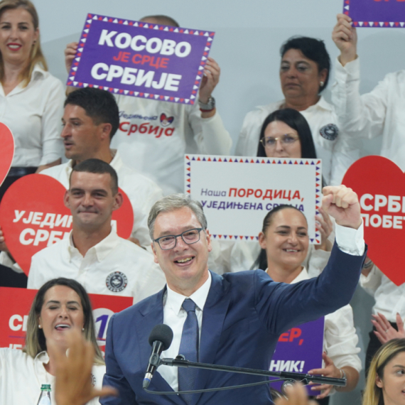 Vučić: "Pokušali su da podele porodice i odvoje decu od roditelja"; "Nisu vas pokorili, nisu vas slomili"