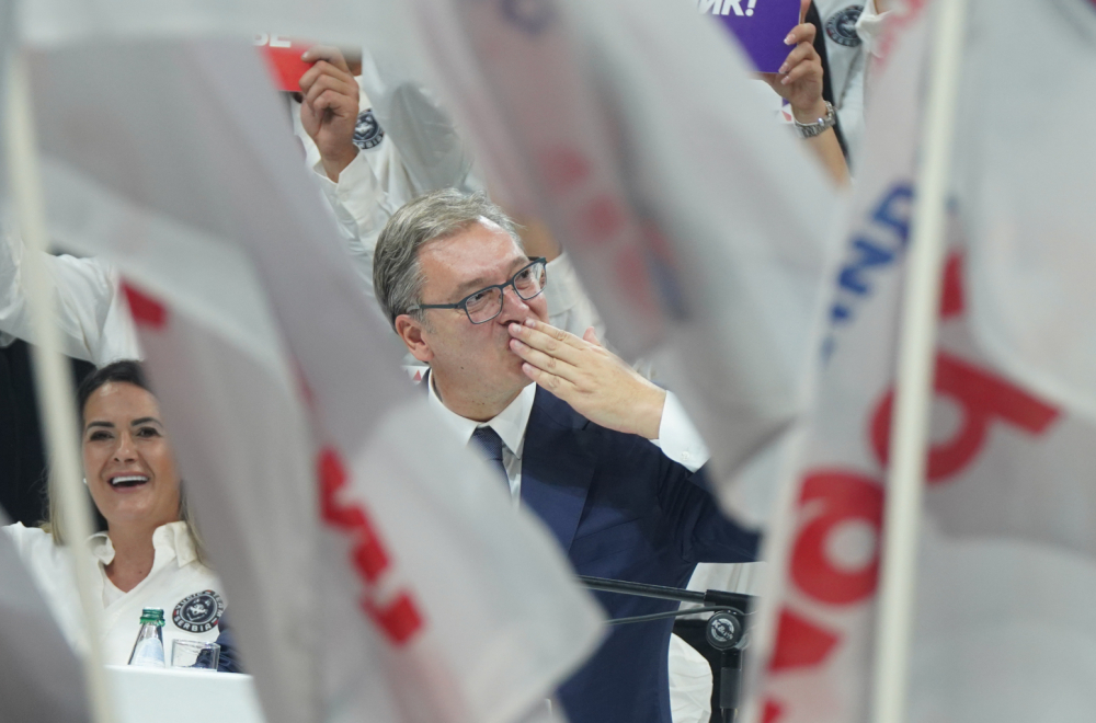 Vučić pokazao da uvek ima podršku sina: Moj Danilo, moj ponos VIDEO