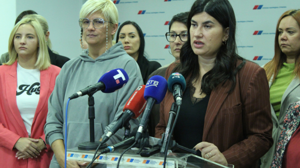 Blokader napao Dinu Vučinić; Obraća se javnosti: "Izgovarao je 'videćeš... ubico, tebe i tvoje ćemo ubiti"