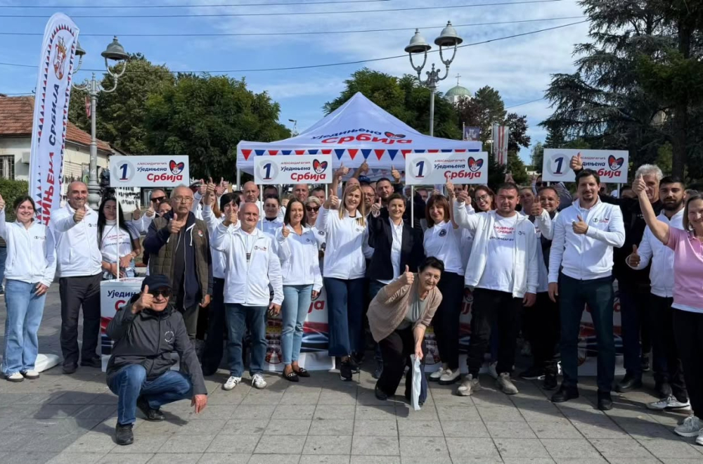 Brnabić sa građanima Lazarevca: Otvoreni razgovori i novi predlozi FOTO