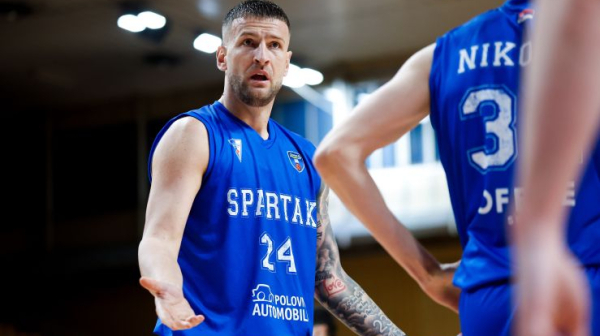 "Stotka" Bosne; Prva pobeda šampiona Srbije