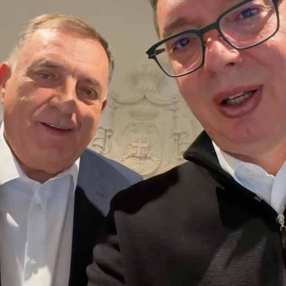 Vučić objavio snimak sa Dodikom, on mu poručio: "Ti brzo na mesto predsednika Vlade Srbije!" VIDEO