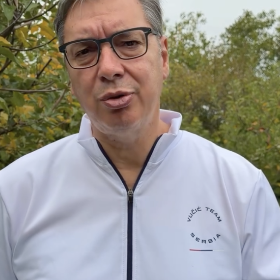 Vučić: "Blokaderi samo sa jednim čovekom neće na debatu"; "Ponovo sprovode taktiku dehumanizacije" VIDEO