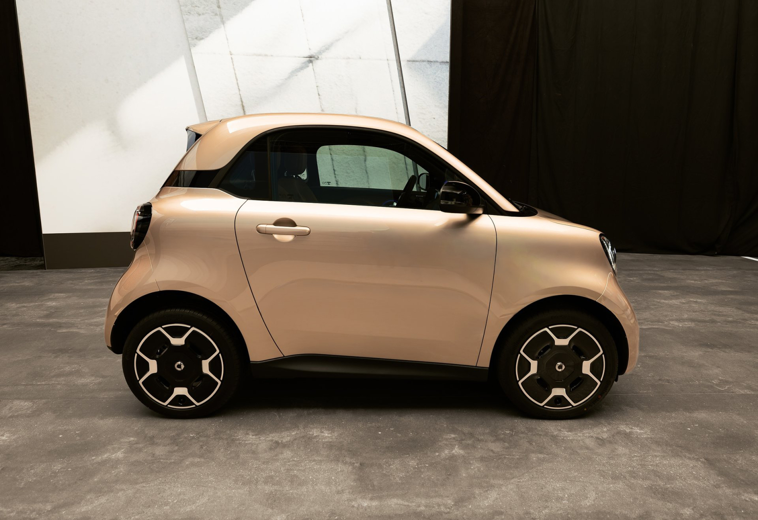 Smart #2 vraća duh modela ForTwo – mali gradski auto sa dometom do 290 km FOTO