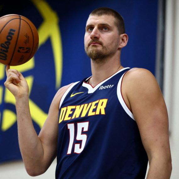Jokić od sad pije Sprajt! FOTO