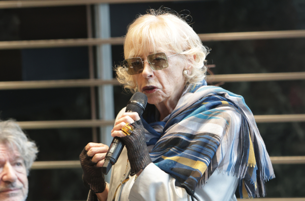 Branka Petrić pala na bini: Završila u Urgentnom