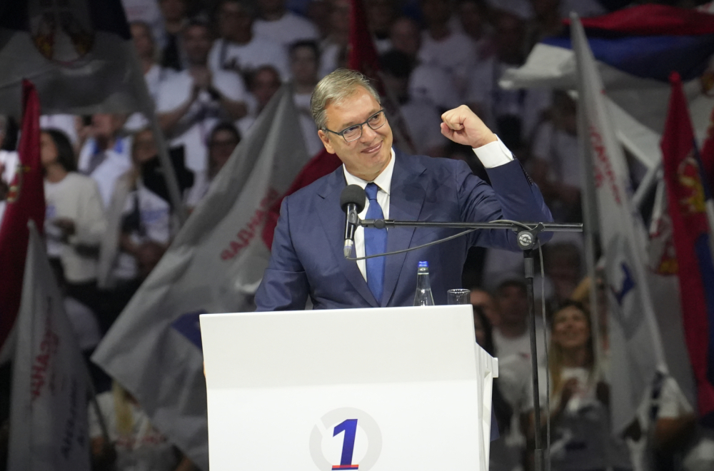 Vučić brine o svakom građaninu Srbije, posebno o deci; Analitičari o najavljenim ulaganjima u zdravstvo