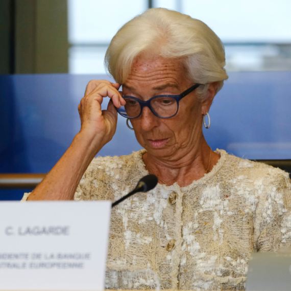 ECB upozorila Francusku: "Rešite to sami"