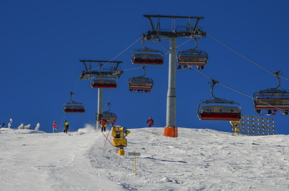 Jahorina ne čeka zimu – proizvodnja snega počinje, a pretprodaja ski-karata u završnici