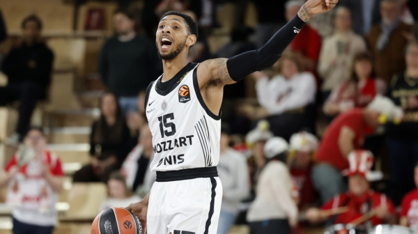 Pejn otvoren za povratak: "Volim Beograd, volim Partizan"