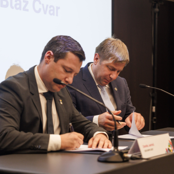 Gotovo 2.000 slovenačkih kompanija na izložbi EXPO 2027