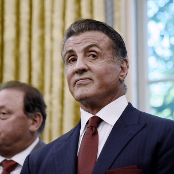 Stalone poručio: "Sramota me je da kažem, ali ne mogu da se penzionišem"