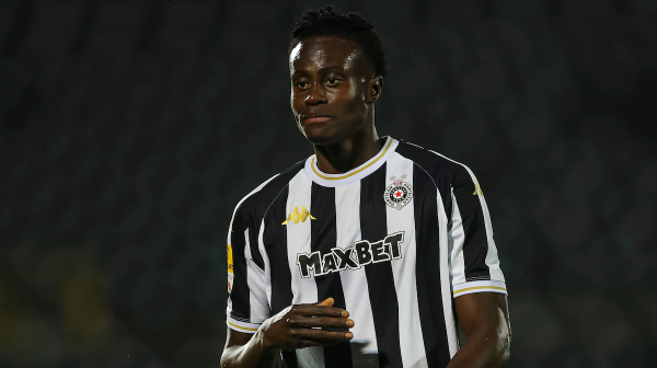 Novi skandal u Partizanu – Saša Ilić izbacio Dembu Seka iz tima!