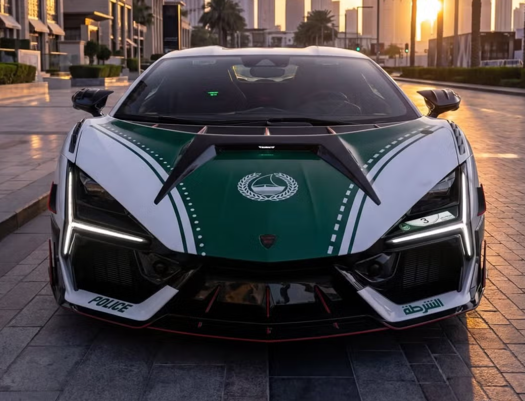 Dubai častio policiju: Lamborghini Temerario sitgao u vozni park