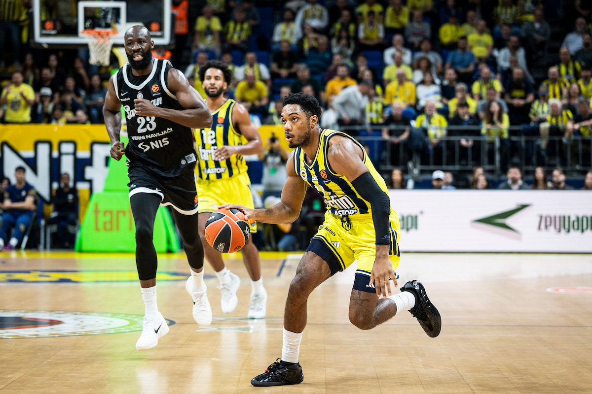 Partizan pao u Istanbulu - treći poraz u nizu!