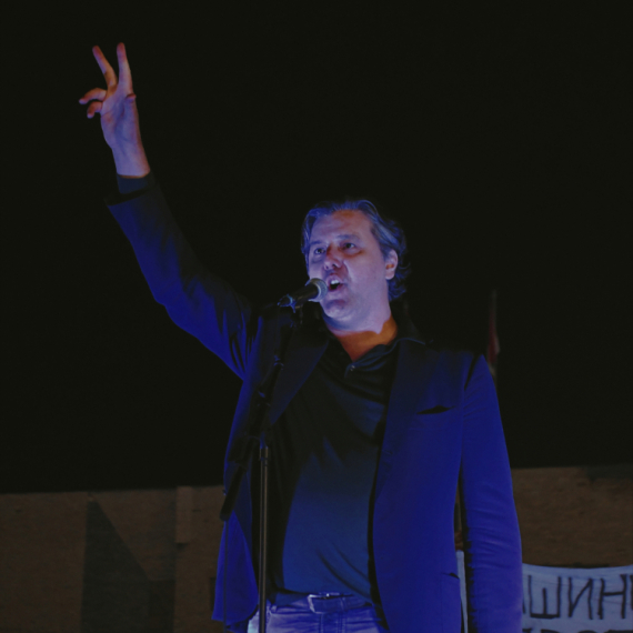 Koga pokušavaju da obmanu? Ubeđuju ljude da se na blokaderskoj listi ne nalazi nijedan političar, ali...