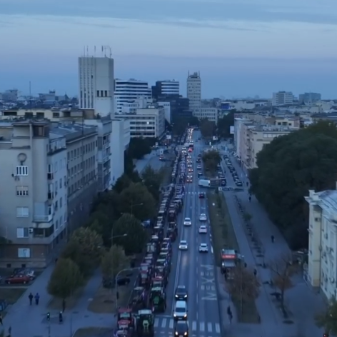 Blokaderi očajavaju: Ceo Novi Sad je u znaku "Ujedinjene Srbije" VIDEO