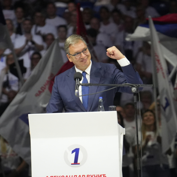 Anketa među Beograđanima usijala društvene mreže; Potpuna podrška – "Broj 1, ruzmarin!"