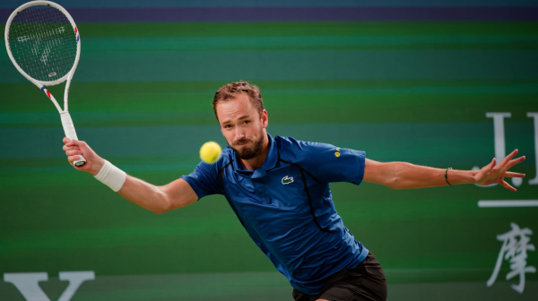 Medvedev nadmudrio Pola i otišao u polufinale Šangaja