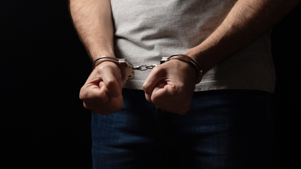 Uhapšeni osumnjičeni za nelegalnu trgovinu narkoticima u Novom Sadu