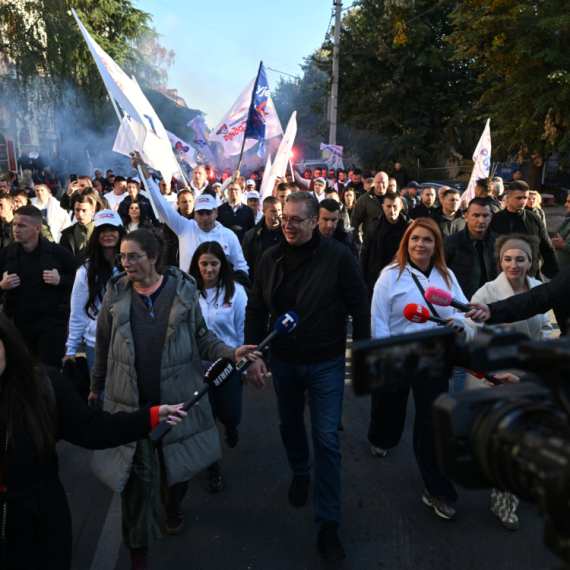 Vučić: "Već od marta-aprila počinje izgradnja i rekonstrukcija bolnica i domova zdravlja"
