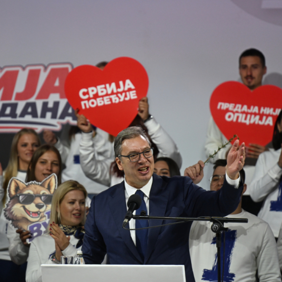 Vučić: "Pogledajte ko se sve ujedinio da ruši Srbiju"; "Koga Kurti podržava?"; "Nikada nećete pobediti"