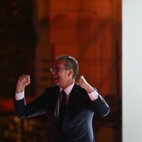 Vučić: "Nećemo se svetiti, ali ćemo ih pobediti najubedljivije do sada"; "Idemo u istorijsku pobedu"