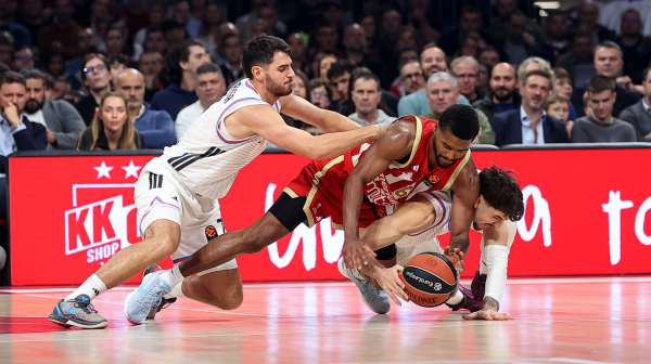 Zvezda slavi Batlera i 4. pobedu u nizu – pao je i Pariz!
