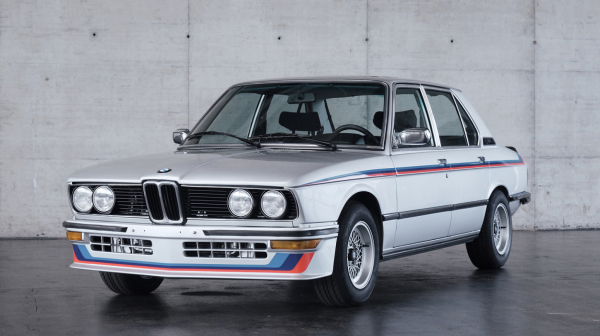 BMW M limuzina za koju ni prodavci nisu znali da postoji: Sada vredi do 95.000 evra FOTO