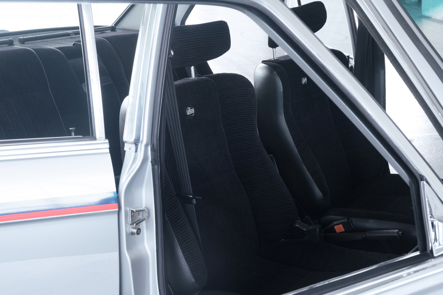 BMW M limuzina za koju ni prodavci nisu znali da postoji: Sada vredi do 95.000 evra FOTO