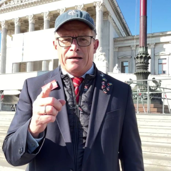 Ginter Felinger odbio da dođe u Beograd na debatu sa Vučićem; "Neću to da radim" VIDEO