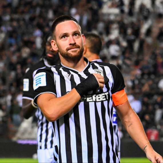 Andrija Živković menja sredinu?