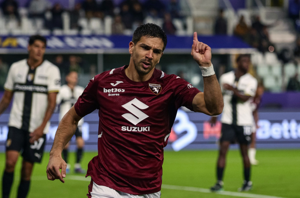 Simeone nokautirao Parmu