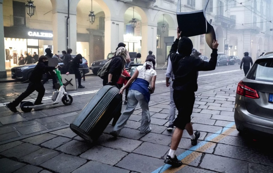 To je to, Đorđa izvodi vojsku FOTO/VIDEO