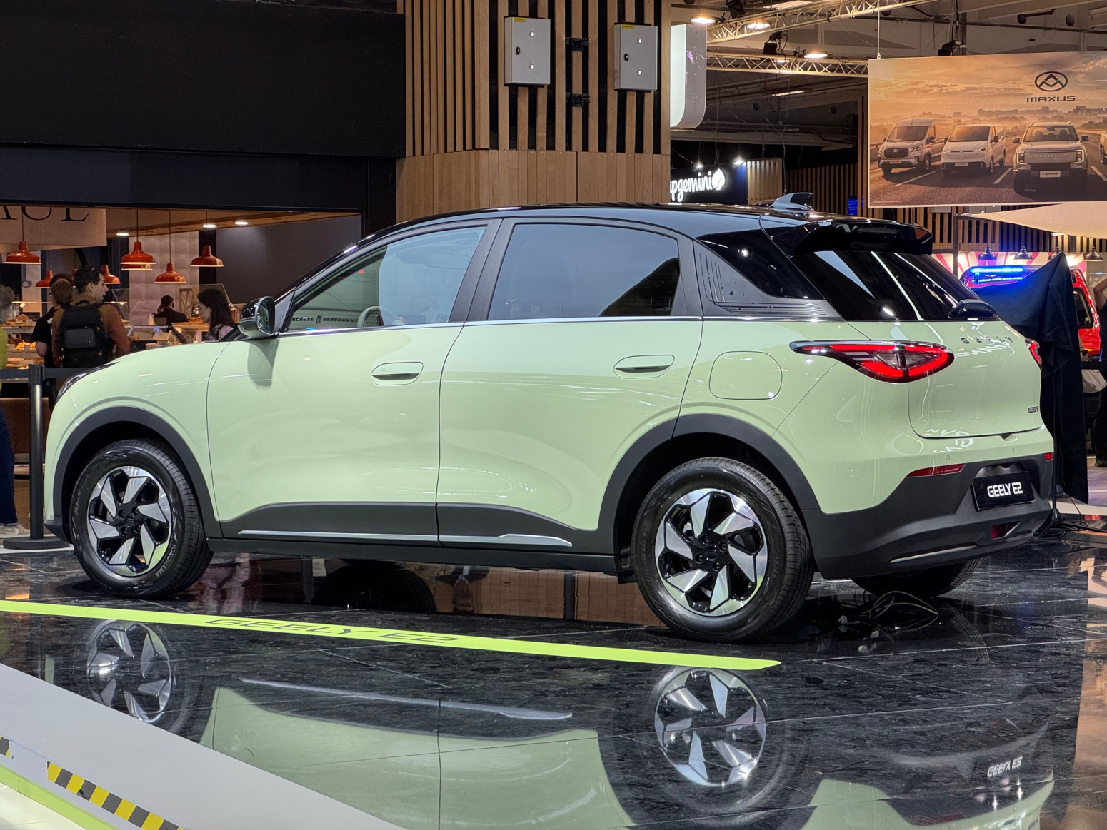 Evropska premijera: Monjaro EM-i – zvezda Geely štanda u Parizu stiže i u Srbiju FOTO