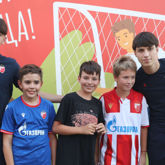 Druženje sa prvotimcima i igre za mališane: Zvezda sprema fan zonu pred Kopenhagen