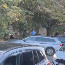 Blokadersko nasilje snimljeno u Beogradu; Šarović jurio aktivistu SNS-a VIDEO