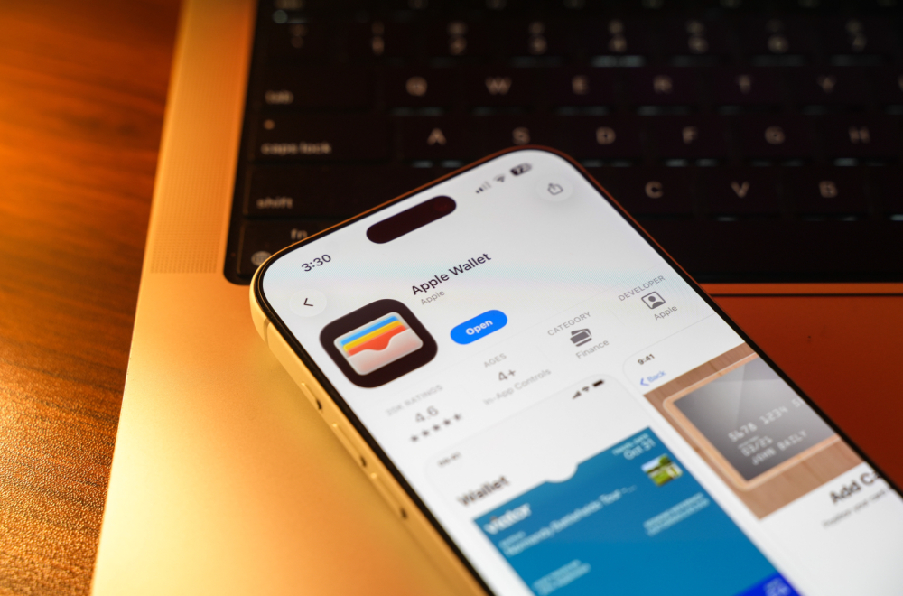 Spremite se za velike promene: Apple prinuđen na istorijski korak?