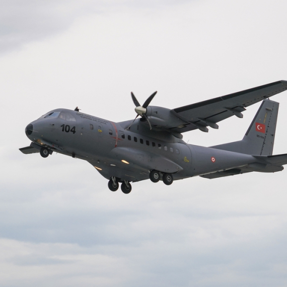 Uzbuna u evropskoj zemlji: Upali dronovi i avion CN-235
