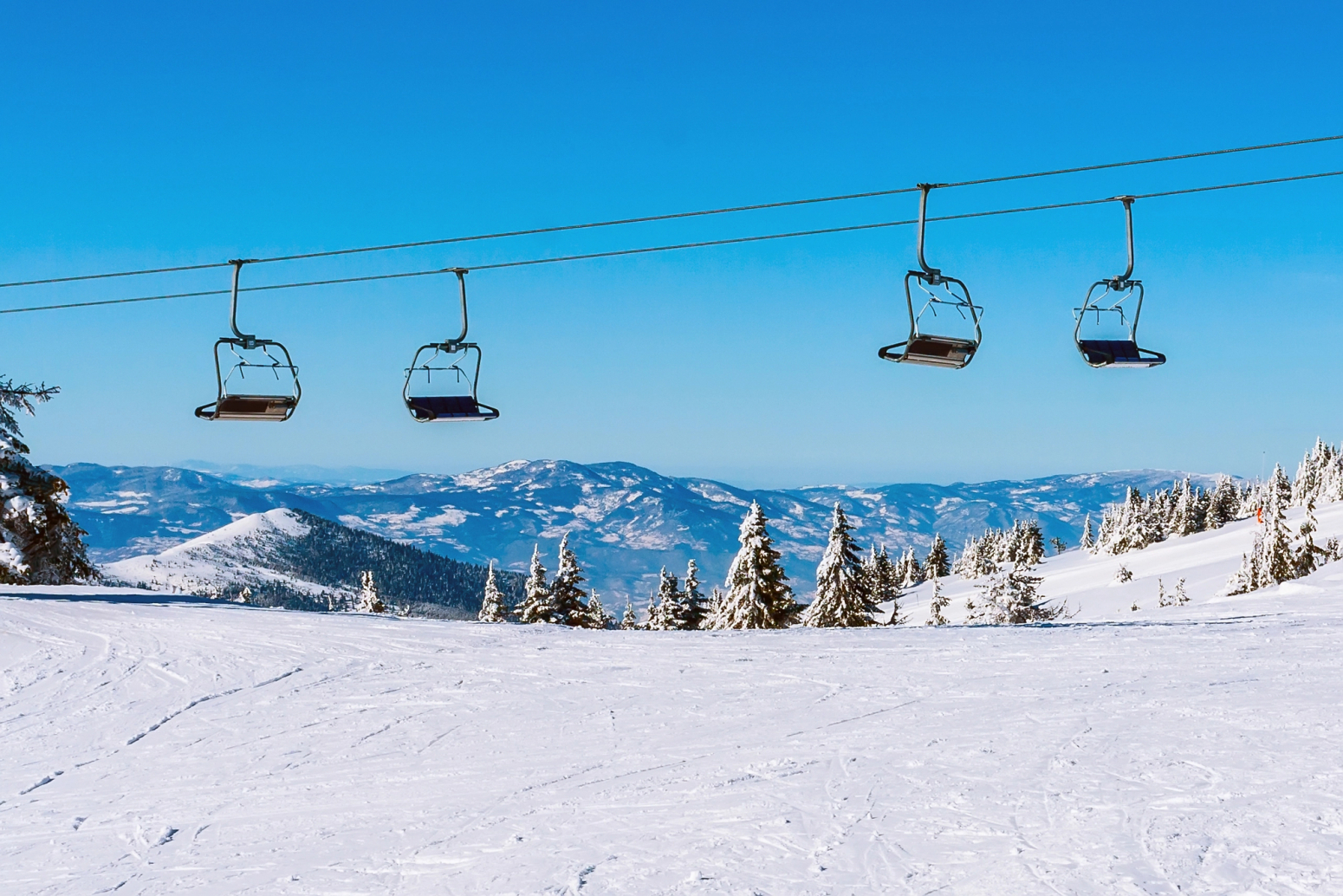 Skijanje na Kopaoniku već početkom decembra: Pominju se dva termina, ski-karte jeftinije 15 odsto