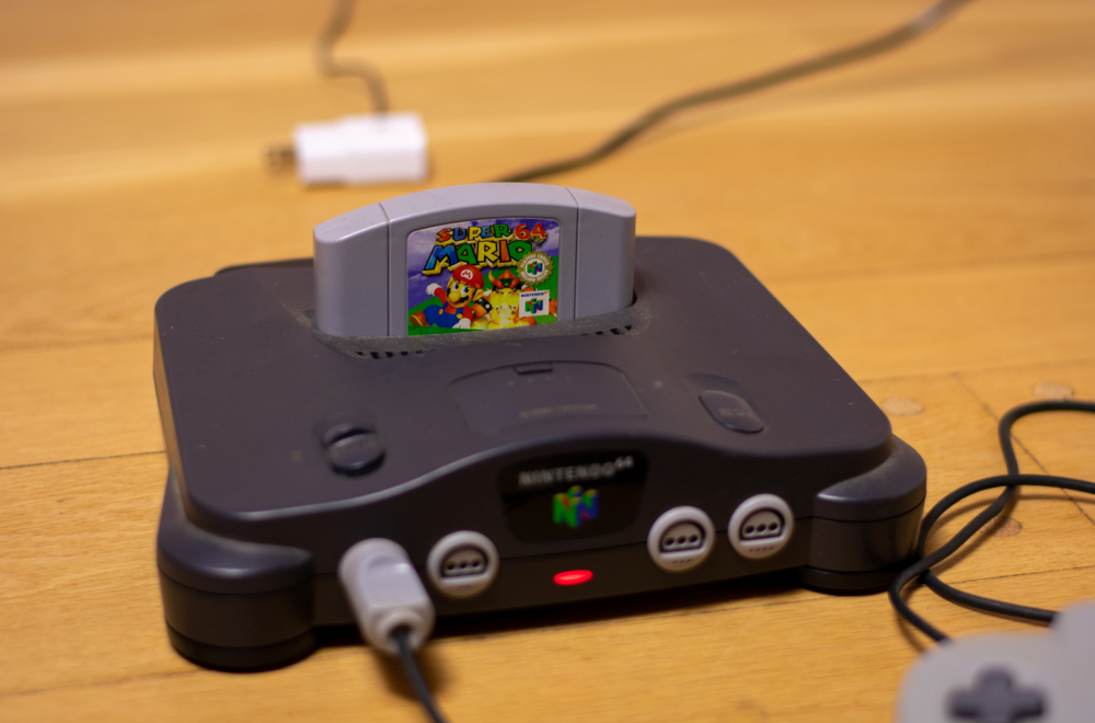 Rešena misterija stara 30 godina: Evo šta piše na čuvenoj ploči u Super Mario 64 VIDEO