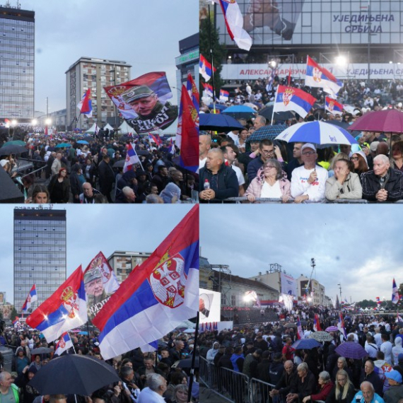 Spektakl u Nišu, reke ljudi se slile; Vučić sa narodom od tvrđave do trga; Trubači svirali "Ruzmarin"